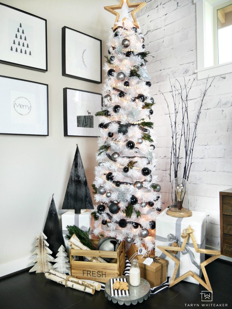 Modern Black and White Christmas Tree - Taryn Whiteaker Designs