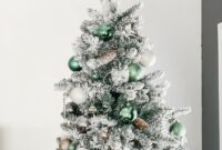 The Prettiest Emerald Green and White Christmas Tree Decor  White
