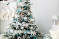 White, Blue and Gold Christmas Tree Decor  – The Crafting Nook